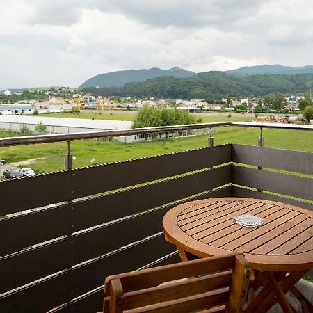 Brasov Holiday Apartments - Magenta Kültér fotó